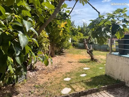 un jardin en ville