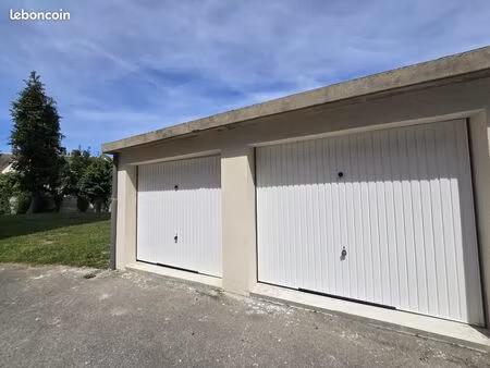 parking/box 12 m² évreux