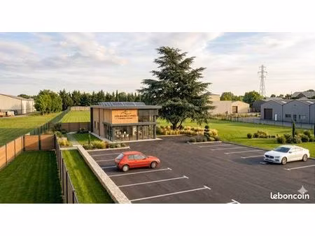 recherche de places de parking à louer et bureau