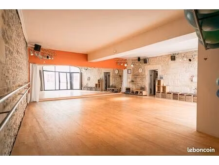 salle de danse ou local
