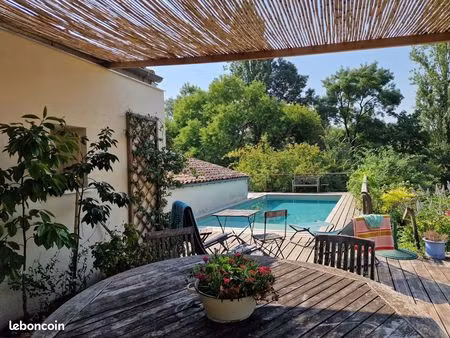 propriété 8 pièces 175 m²