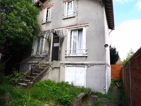 maison 6 pièces 95 m²