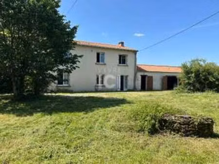 vente maison à pont-saint-martin (44860) : à vendre / 158m² pont-saint-martin