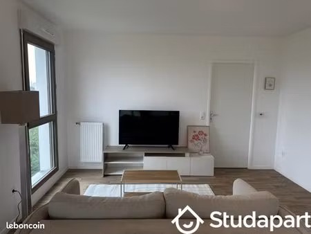 chambre 1 pièce 10 m²