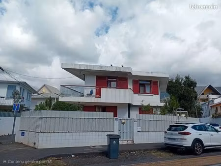 f5 proche du centre-ville de saint-denis