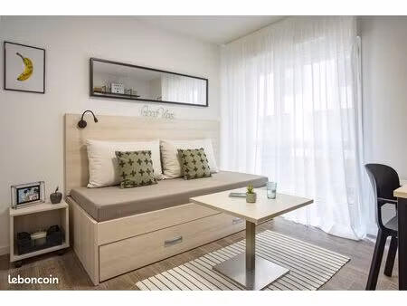 studio 1 pièce 19 m²