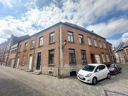 studio à louer à rue bayard 13 nivelles (vbe43417)