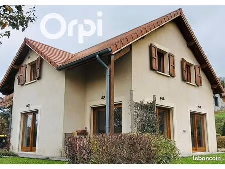 maison 5 pièces 153 m²