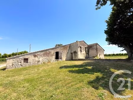 maison 9 pièces 376 m²