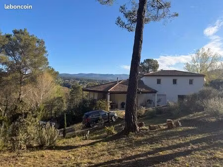 villa maison d’architecte 210 m²  5 chambres  terrain 2 500 m² piscinable  grande terrasse
