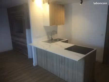 studio avec coin chambre