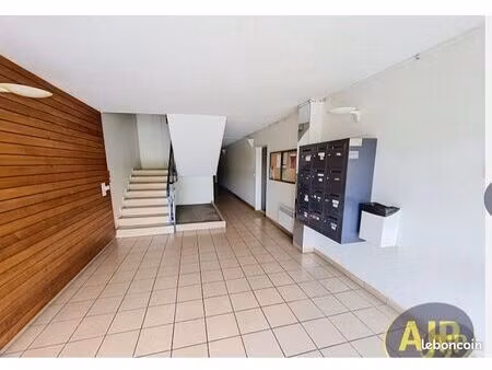 appartement eysines : 220000