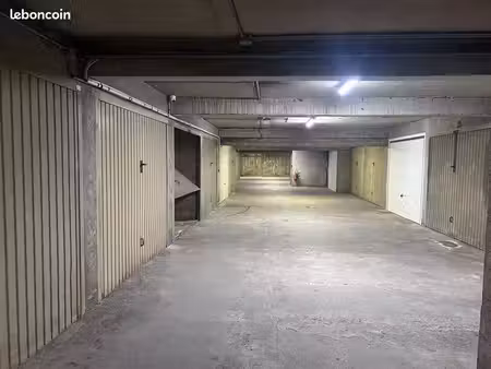 garage à louer