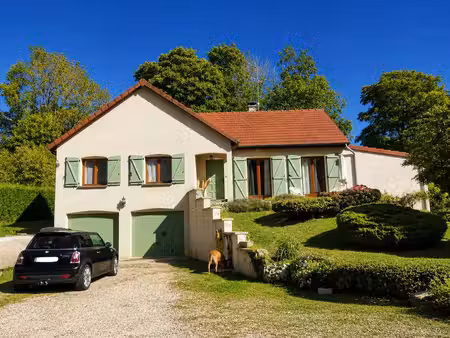 joli pavillon tout confort dans son écrin de verdure
