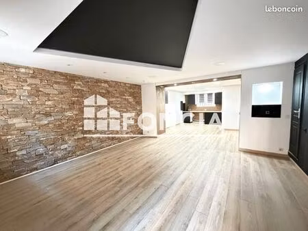 local commercial 63 m²