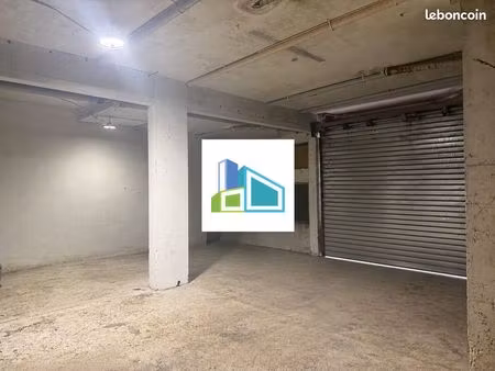 local 110 m² toulon