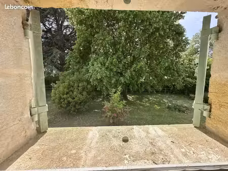 nérigean – un potentiel rare : maison en pierre 130 m² + 120 m² à aménager  jardin