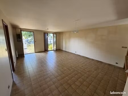 maison 3 pièces 65 m²