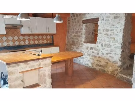 maison de village 75m2 pourrières