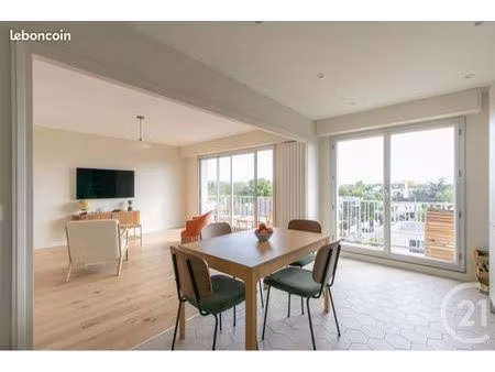 appartement entièrement rénové 3 chambres- 100m2 - les mûriers