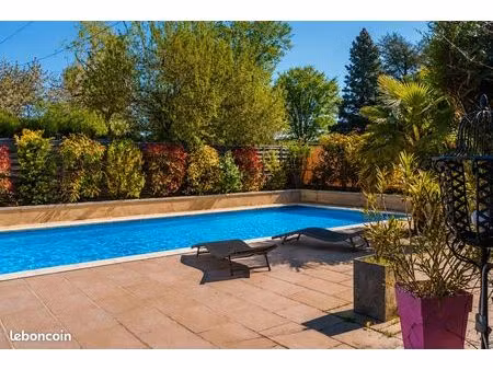 maison 7 pièces 187 m²