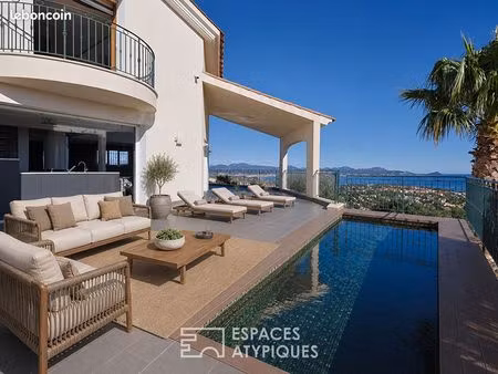 villa 5 pièces 200 m²