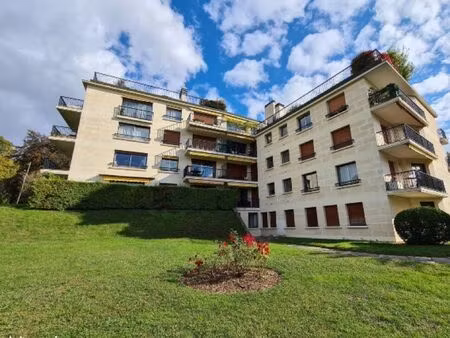 magnifique studio vue parc