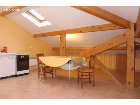 appartement 1 pièce 57 m²