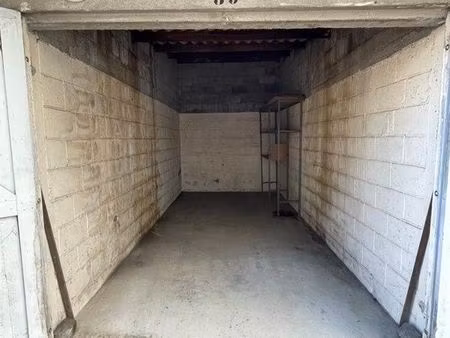 garage fermé à louer - champigny-sur-marne