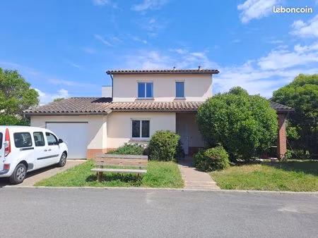 maison t5 meublée dans résidence avec piscine saint-martin du touch