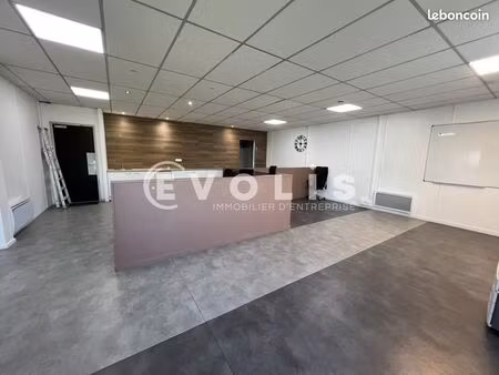 bureau 106 m²
