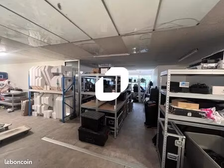 bureau 167 m²