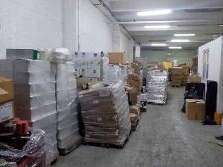 à louer – entrepôt de 800 à 900 m² à bobigny (93000)