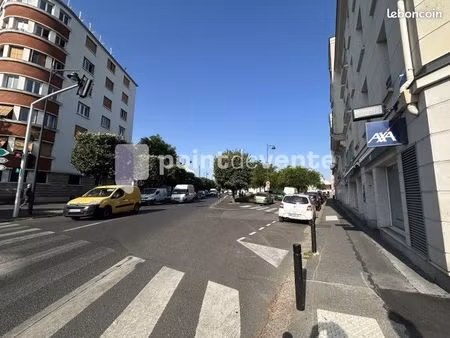 local commercial 33 m²