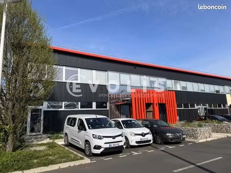 bureau 211 m²