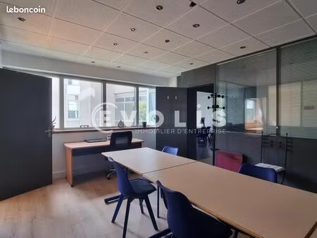 bureaux 135 m²