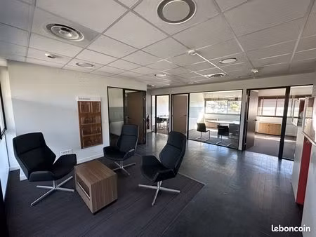 bureaux 200 m² puget-sur-argens