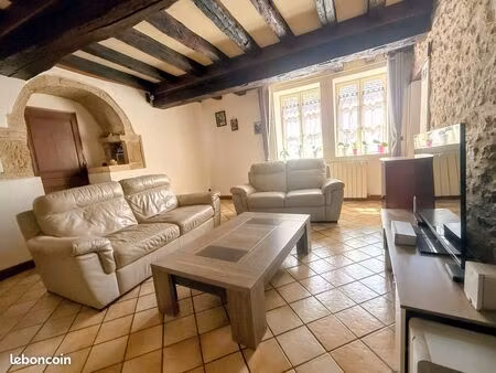 maison de caractère 135 m² – terrain 530 m² dont 320 m² constructibles – bèze