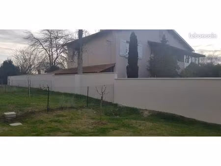 villa 4 pièces 80 m²