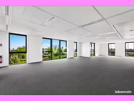bureaux 1 231 m²