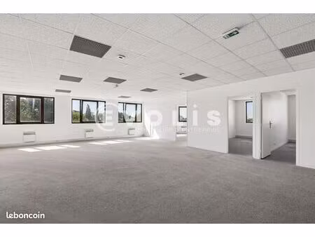 bureaux 400 m²