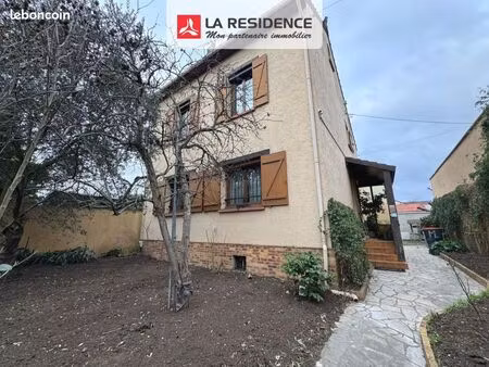 maison de ville 6 pièces 131 m²