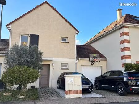 maison à vendre récente et lumineuse - 5 pièces - le plessis-bouchard