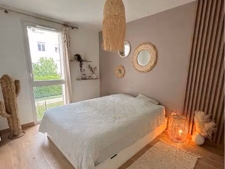 ? t2 42 m² avec balcon – résidence récente (2016) - en face de l’oise ?