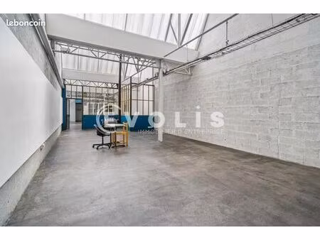 bureaux 216 m²