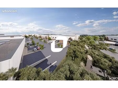 local d'activité 1 113 m²
