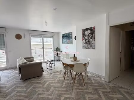 appartement 2 pièces avec ascenseur