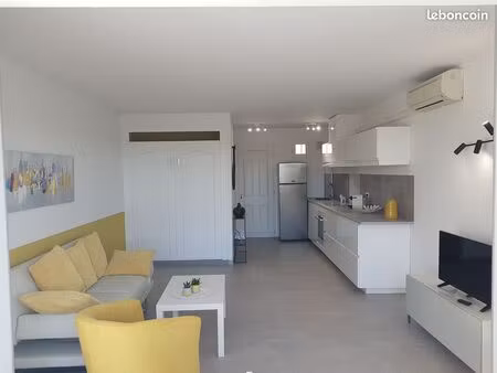 grand studio rez-de jardin borde de mer six-fours-les plages