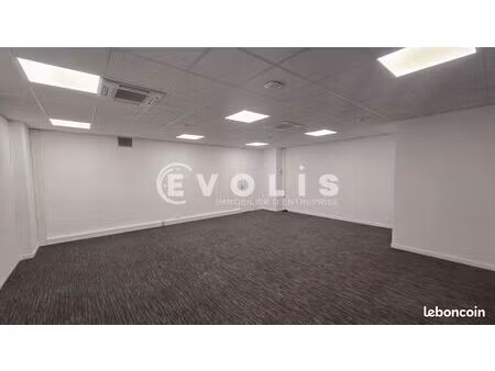 bureaux 57 m²