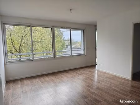 appartement 3 pièces 74 m²